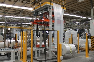 Global economic recovery and burgeoning demand for lighter packaging should fuel consistent growth in packaging machinery revenues for five years.